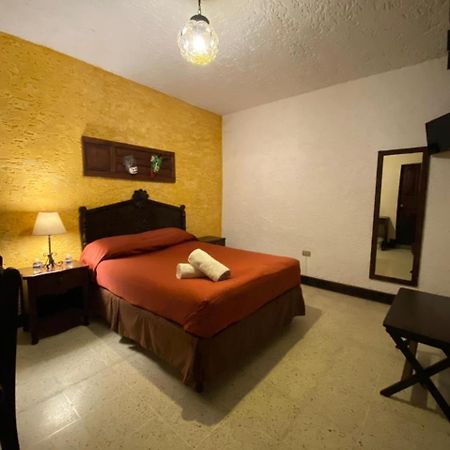 Hotel Posada San Pedro Antigua Ngoại thất bức ảnh